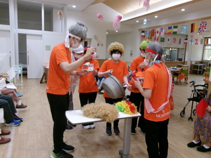 職員も楽しんでいます①.JPG