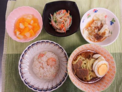 2022.10.20 海鮮炒飯＆ミニ醤油ラーメン③.JPG