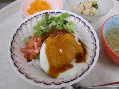 ロコモコ丼３.JPG