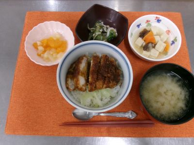 ソースカツ丼1.JPG