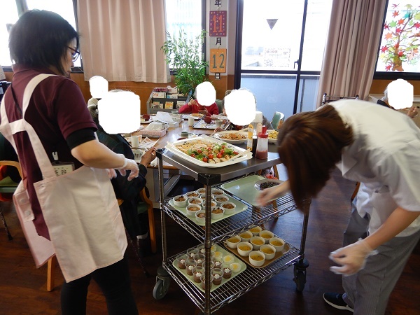 Bチーム配膳.JPG