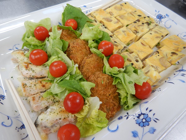 大皿メイン3種➁.JPG