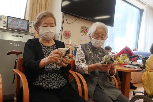 新聞ビリビリ③.jpg