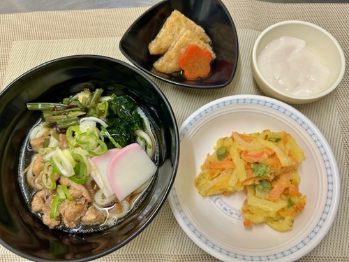 2025.9.16 山菜うどん.jpeg