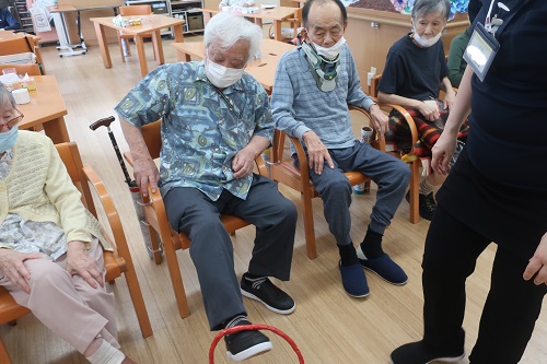 足で物送り②.jpg