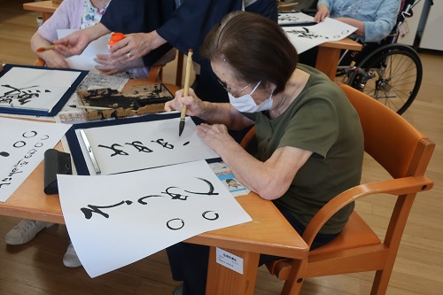 書道クラブ②.jpg