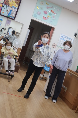 紙飛行機⑥.jpg