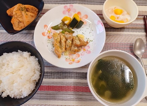 2023.11.6　鶏肉のチーズ焼き.jpg